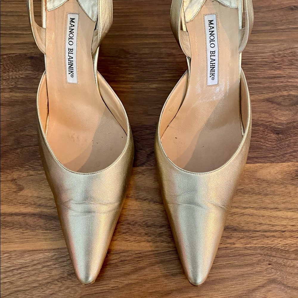 Manolo Blahnik Soft Gold Carolyne